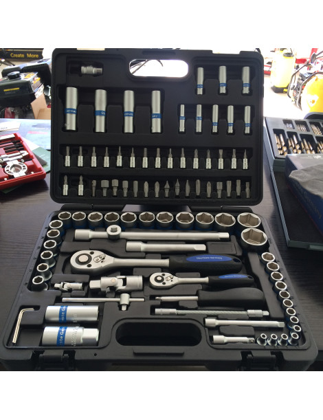  Instrumentu komplekts 94 GB